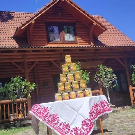 Hotel Dom Árgyélus - Árgyélus ház - Fesztypark à Martovce Extérieur photo