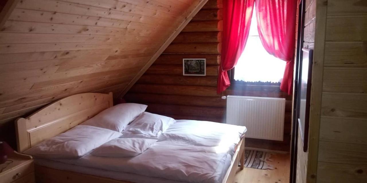 Hotel Dom Árgyélus - Árgyélus ház - Fesztypark à Martovce Extérieur photo